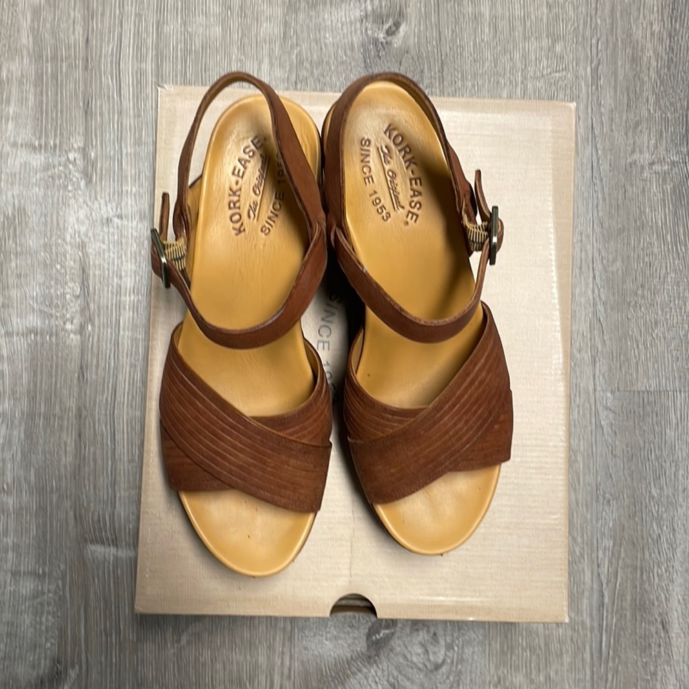 Adelphi Kork-Ease Wedges